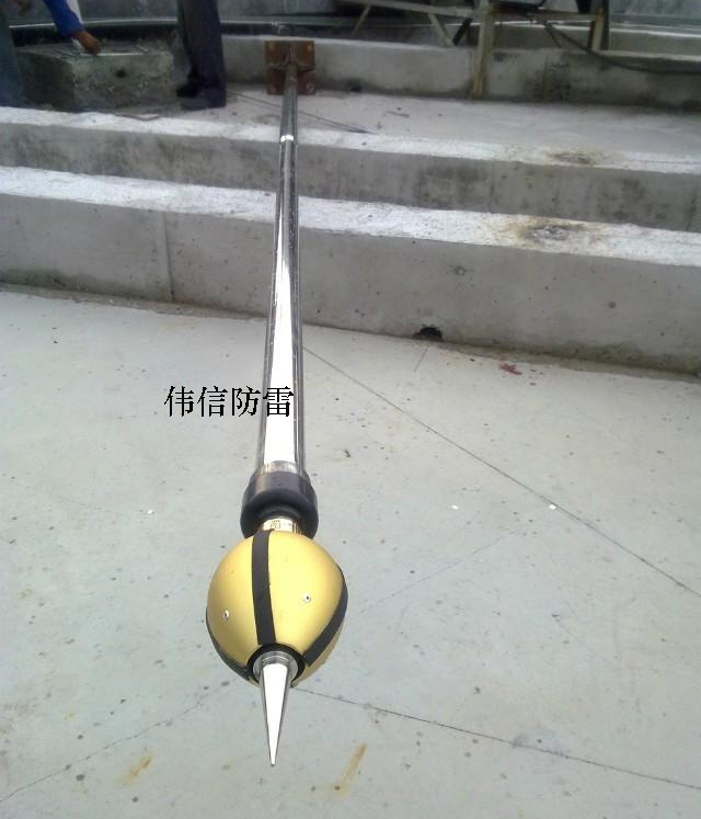 衛(wèi)士－5系列ESE避雷針安裝現場1