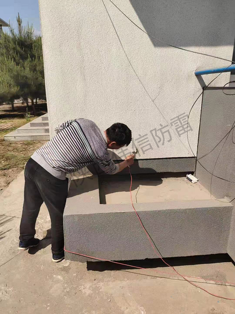 咸陽三原防空反導學院防雷檢測現(xiàn)場圖1